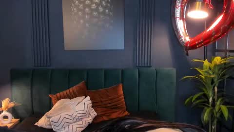 Roxy hell online show from 5, 3, 2025