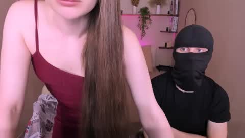Snapshot of roxy_kisss chatting on 3, 8, 2026 Roxy online show from 3, 8, 2026