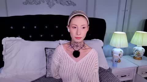 Snapshot of roxy_morrison_x chatting on 18, 5, 2026 roxanne online show from 18, 5, 2026