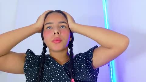 roxy_stone1 online show from 23, 10, 2025