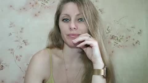 roxyfox18x01 online show from 14, 12, 2025