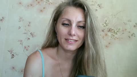 roxyfox18x01 online show from 28, 7, 2026