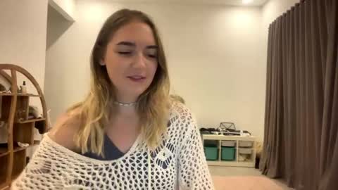 Roxy online show from 17, 3, 2026