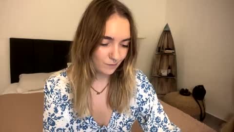 Roxy online show from 8, 4, 2026