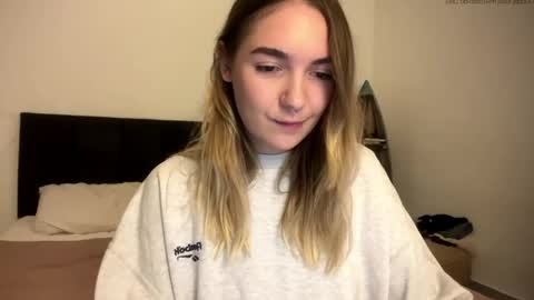 Roxy online show from 28, 4, 2026