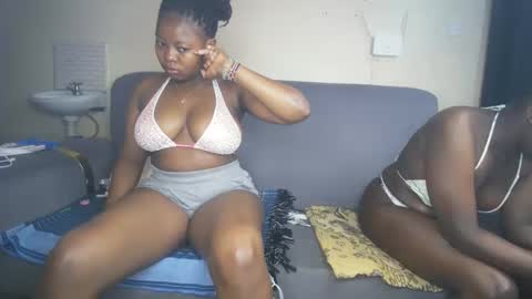 royal_charm online show from 2, 3, 2026