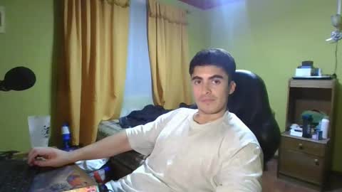 Snapshot of rpaulo25 chatting on 5, 2, 2025 rpaulo25 online show from 5, 2, 2025