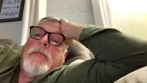 Snapshot of rs006 chatting on 10, 11, 2025 rs006 online show from 10, 11, 2025