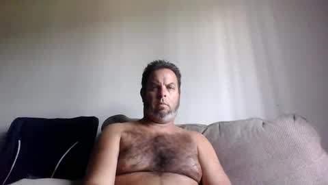 Snapshot of rubbingoneout714 chatting on 27, 10, 2025 rubbingoneout714 online show from 27, 10, 2025