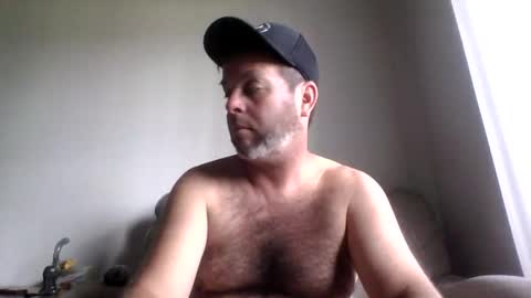 rubbingoneout714 online show from 26, 4, 2026
