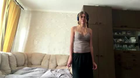 Mia online show from 28, 7, 2026