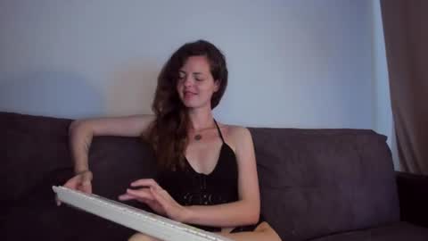 rubyattwood online show from 28, 7, 2026