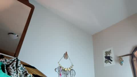 Rubylouxe online show from 17, 6, 2026