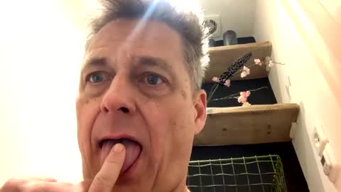 Snapshot of rudeski chatting on 1, 1, 2025 rudeski online show from 1, 1, 2025