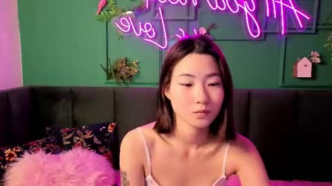 Snapshot of runi_asian chatting on 27, 6, 2026 Runi online show from 27, 6, 2026
