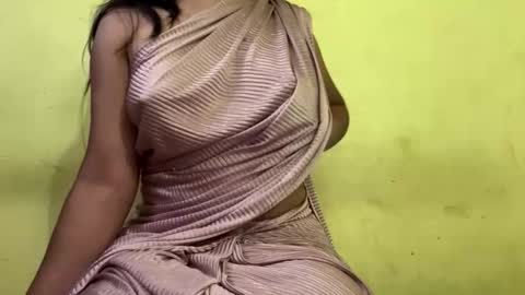 Snapshot of rupali01 chatting on 18, 12, 2025 Rupali online show from 18, 12, 2025