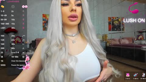 Snapshot of russian_ava chatting on 8, 1, 2025 Ava online show from 8, 1, 2025