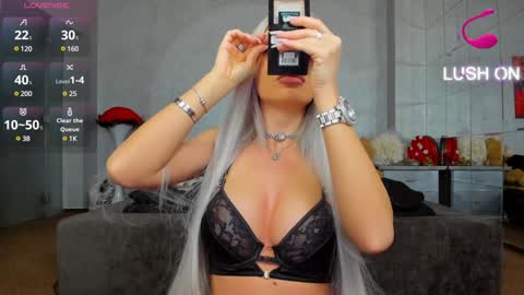 Snapshot of russian_ava chatting on 3, 2, 2025 Ava online show from 3, 2, 2025