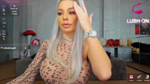 Snapshot of russian_ava chatting on 5, 2, 2025 Ava online show from 5, 2, 2025