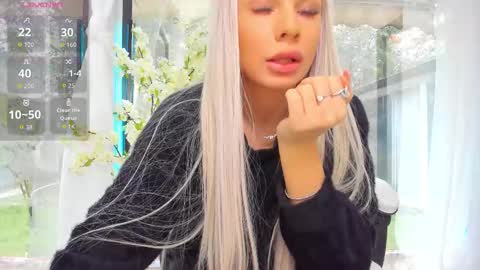 Snapshot of russian_ava chatting on 3, 10, 2025 Ava online show from 3, 10, 2025