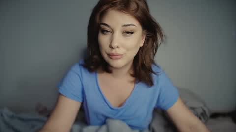 Snapshot of russypussy141 chatting on 4, 3, 2025 Alex online show from 4, 3, 2025