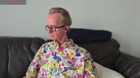 Snapshot of ruttingrabbit chatting on 24, 10, 2025 ruttingrabbit online show from 24, 10, 2025