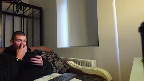 Snapshot of ryan_dozer chatting on 19, 11, 2025 RYAN DOZER online show from 19, 11, 2025