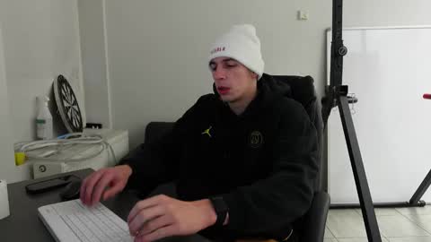 Snapshot of ryan_dozer chatting on 30, 11, 2025 RYAN DOZER online show from 30, 11, 2025