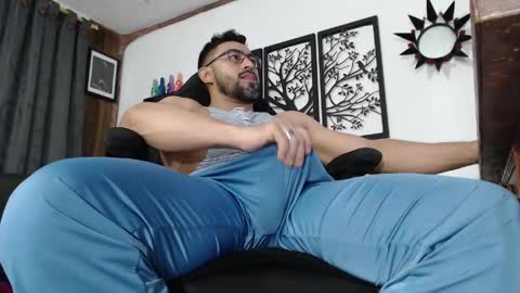 Snapshot of ryan_ruggeroo chatting on 9, 6, 2026 Ryan Ruggero online show from 9, 6, 2026
