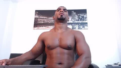 Instagram  Ryandwrn online show from 25, 2, 2026