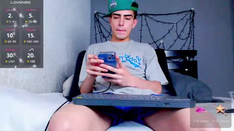 Ryannhill  online show from 13, 2, 2025