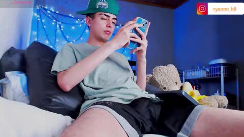 Ryannhill  online show from 17, 10, 2025