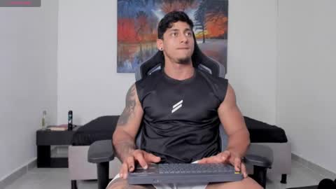 ryanwhite3 online show from 29, 4, 2026