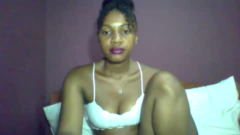 Snapshot of rycie chatting on 2, 12, 2025 Rycie online show from 2, 12, 2025