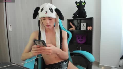 Snapshot of ryo_bleu chatting on 21, 5, 2026 RYO BLEU online show from 21, 5, 2026