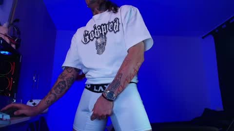 leopmonk help me reach 100 thumbs up online show from 22, 4, 2026