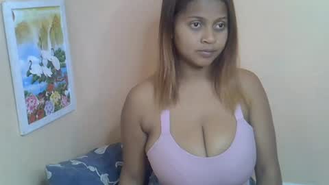rywanna online show from 27, 7, 2026