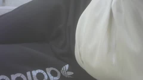 Snapshot of s201174370 chatting on 7, 2, 2025 Cloney online show from 7, 2, 2025