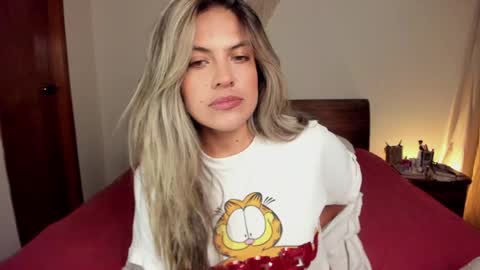 Snapshot of s_u_n_r_i_s_e_e chatting on 16, 1, 2025 Leslie Beltrn online show from 16, 1, 2025