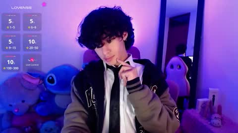 Santi  online show from 22, 9, 2025