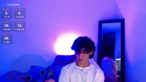 Santi  online show from 23, 9, 2025