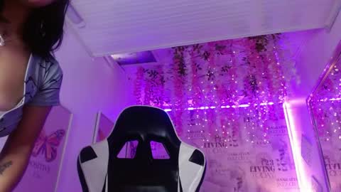 1 online show from 23, 4, 2026