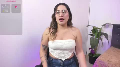 saaya_tay online show from 26, 9, 2025