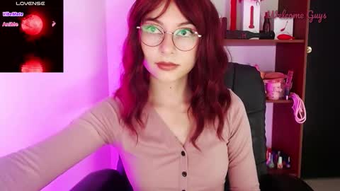 Snapshot of sabrina709 chatting on 14, 12, 2025 Sabrina online show from 14, 12, 2025