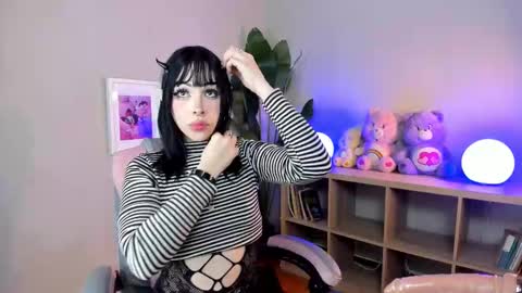 Snapshot of sabrina_bloom_ chatting on 12, 1, 2026 sabri online show from 12, 1, 2026