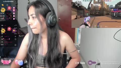 Snapshot of sabrina_chester_02 chatting on 8, 2, 2025 Angie online show from 8, 2, 2025