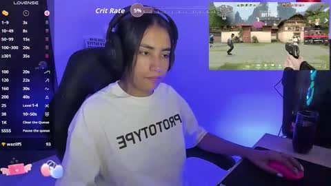 Snapshot of sabrina_chester_02 chatting on 15, 9, 2025 Angie online show from 15, 9, 2025