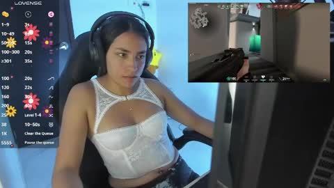 Angie  online show from 19, 5, 2026