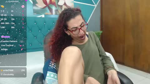 Snapshot of sabrina_dupont chatting on 22, 2, 2025 SABRINA online show from 22, 2, 2025