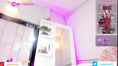 Snapshot of sabrina_keller19 chatting on 6, 11, 2025 Hasley online show from 6, 11, 2025